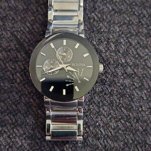 Brand: Bulova mens watch